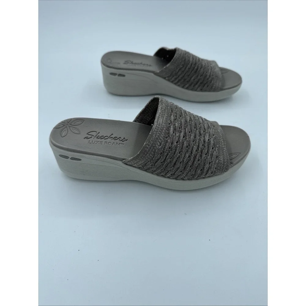 SKECHERS Pier Lite My Wish Womens Sz 7M Taupe Fabric Knit Slip On Wedge Sandals